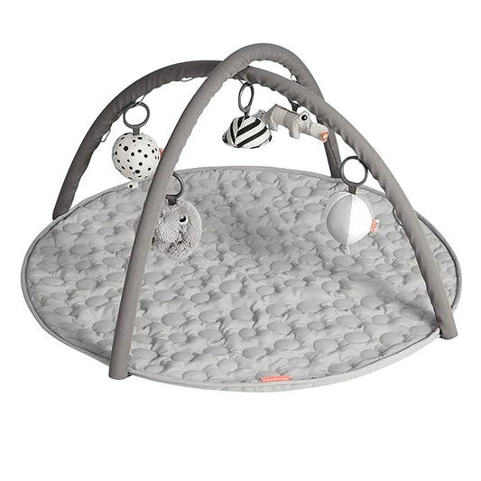 Done by Deer Activity Play Mat Deer Friends Grey - Baby Play Mat with 5 Toys for Sensory Stimulation and Early Development - Hang The Toys in 13 Different Positions on The Arches