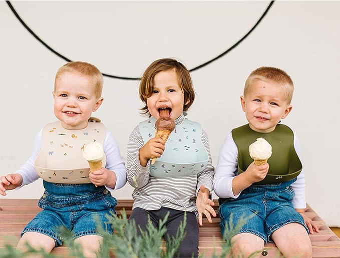 Loulou Lollipop Soft, Waterproof Silicone Feeding Bib