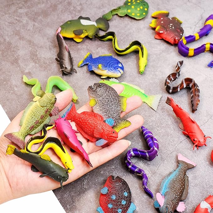 10PCS Sea Animal Figurines Bath Toys, Color Changing Ocean Fish Toys, Stretchy Realistic Animal Set, for Kids 3 and Up, for Themed Parties, Cake Topper, Classroom Rewards, Goodie Bag Filler